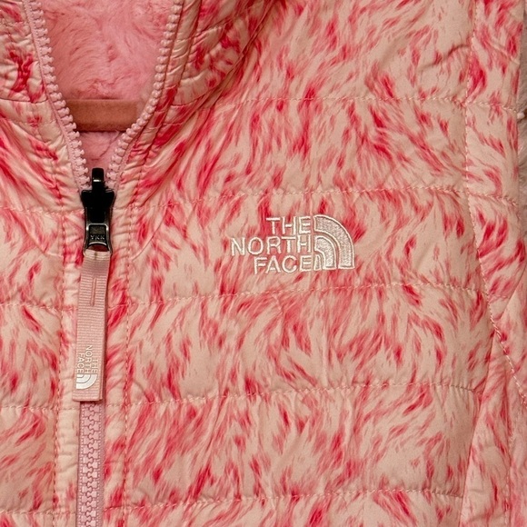 The North Face Girls Reversible Vest Large - Picture 6 of 9